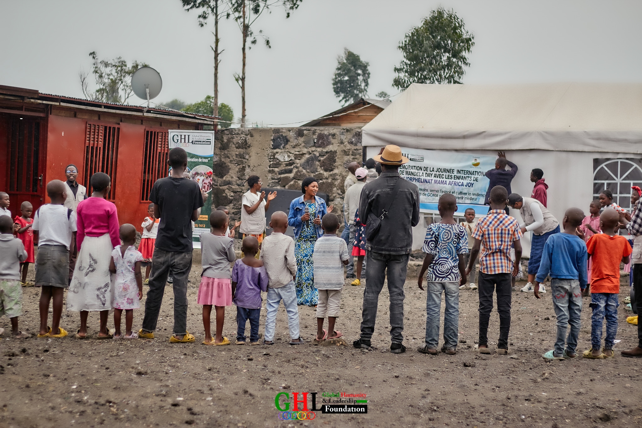 commémoration de Mandela Day avec les enfants de l’orphelinat Mama Africa Joy Goma
